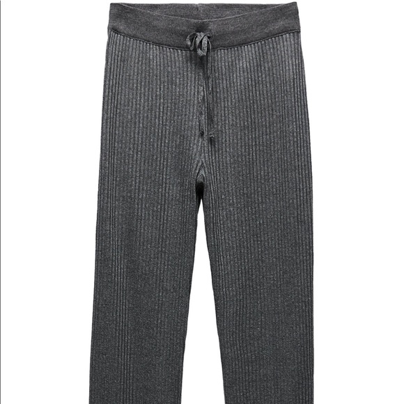 Ribbed jogger - Picture 4 of 4